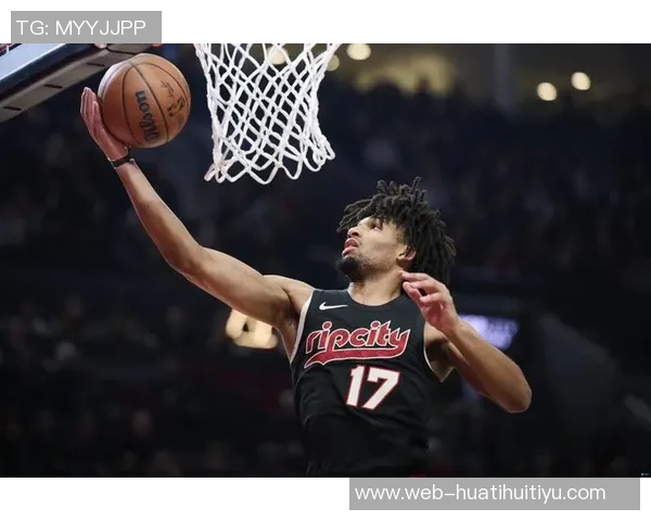 谢顿夏普表现出色18投9中砍下25分助力球队内外开花三分球命中率高达50